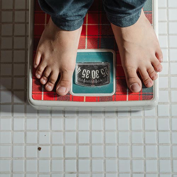 Do scales help you lose weight?